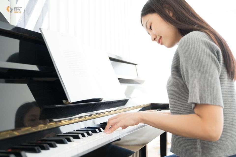 Cần có lộ trình rõ ràng khi tự học piano tại nhà. 