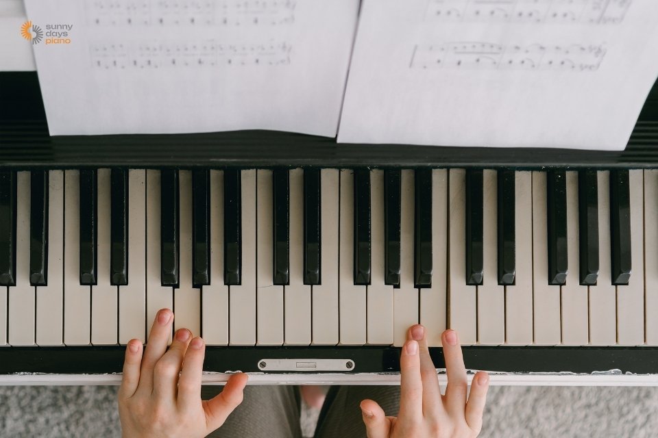 Chọn giáo trình piano cơ bản PDF phù hợp với trình độ của bản thân